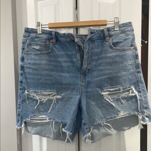 American Eagle Distressed Baggy Mom Denim Shorts